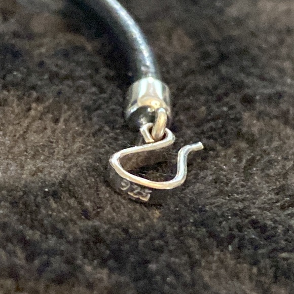 Sterling Silver and leather Infinity Bracelet - Picture 4 of 4